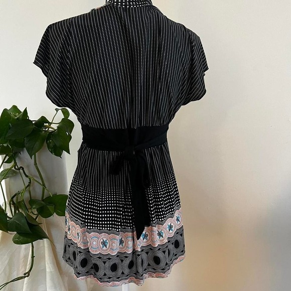 Y2K Charlotte Russe Baby Doll V Neck Top with Tie Black Polkadot and Patterned L - Picture 4 of 8